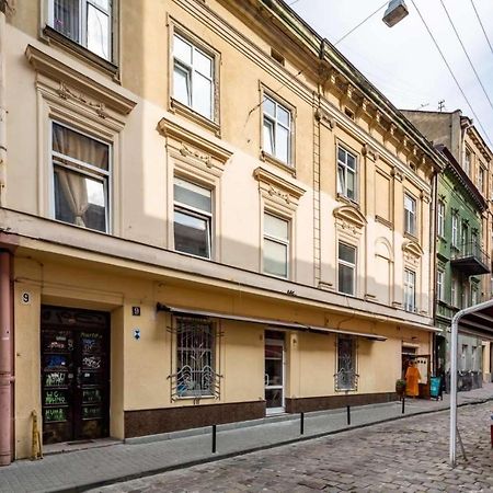 Братів Рогатинців 9/1 Лвив Екстериор снимка